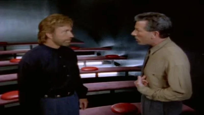 Кадры из сериала Крутой Уокер (1993)